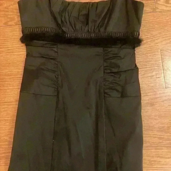 Donna Ricco Little Black Dress Cocktail Dress Ruching Feathers size 10 - Picture 13 of 15